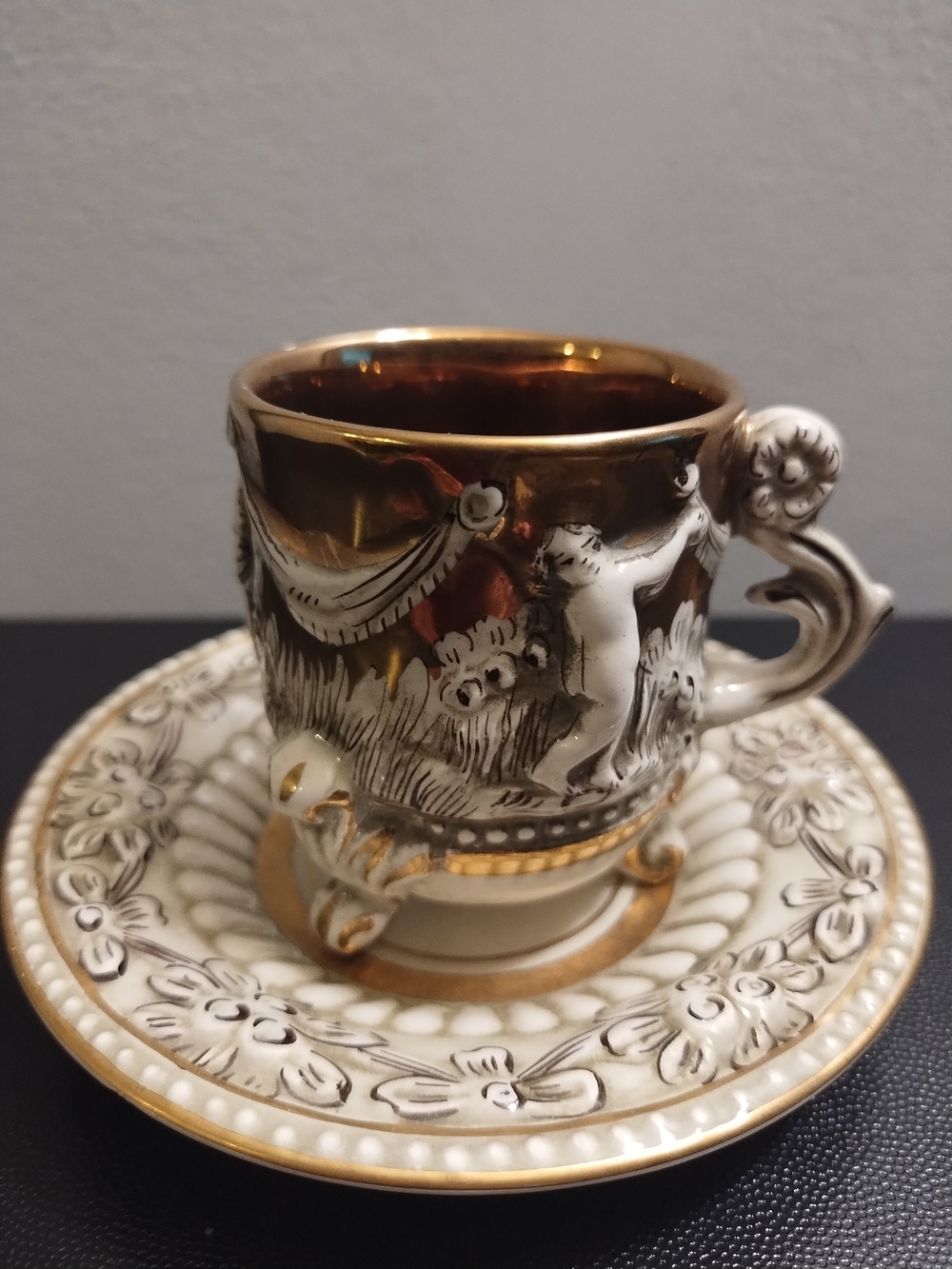 Capodimonte 'Reale' Porcelain Saucer — White with Gold Script Mark